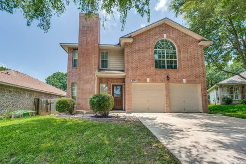Property photo of 2545 Woodland Village Pl, Schertz, TX 78154