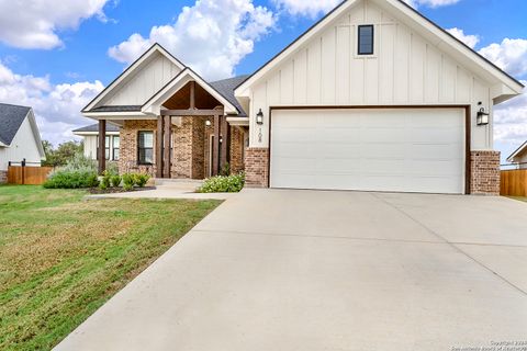 A home in La Vernia