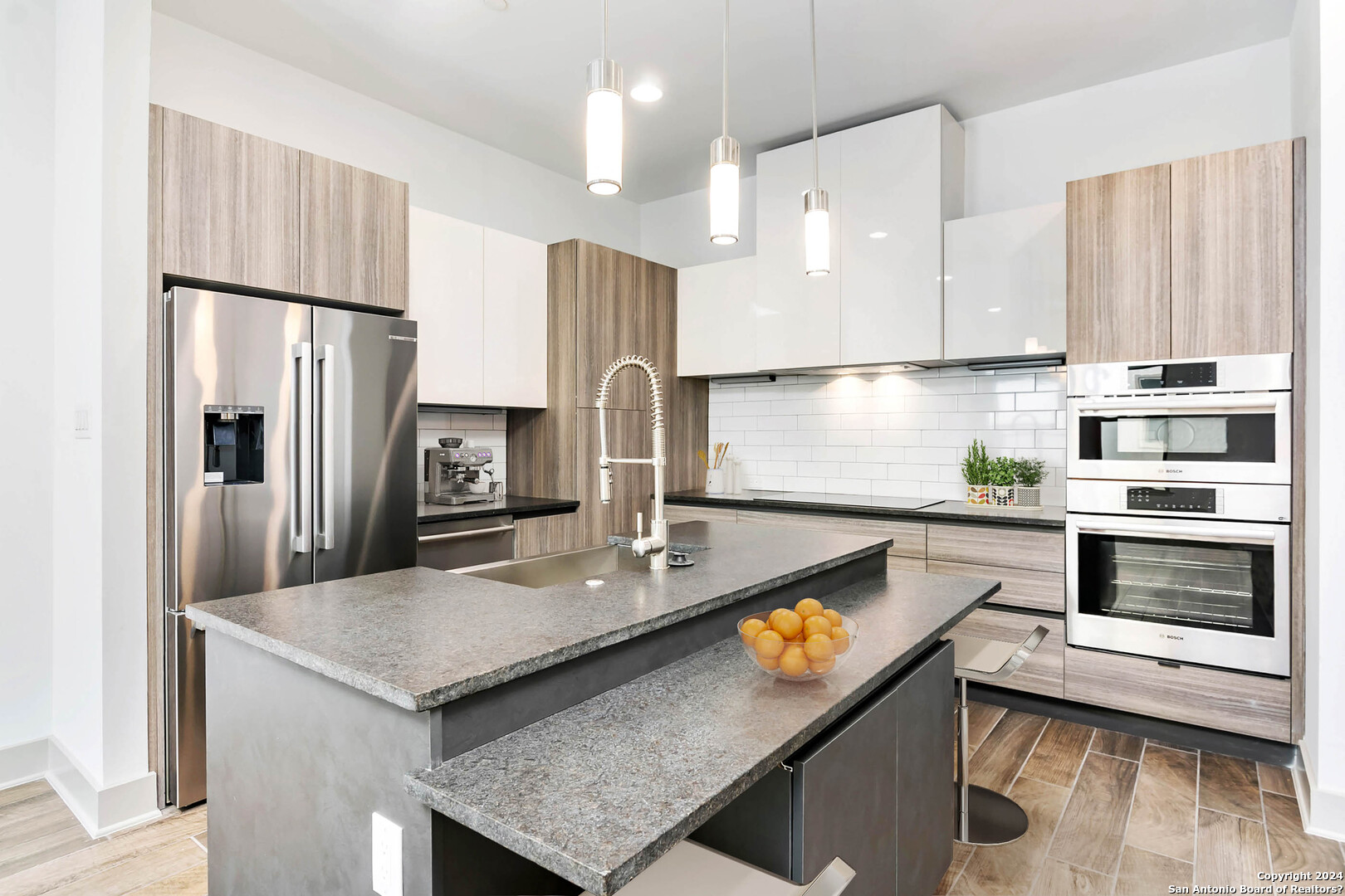 1817 N SAINT MARYS ST 403