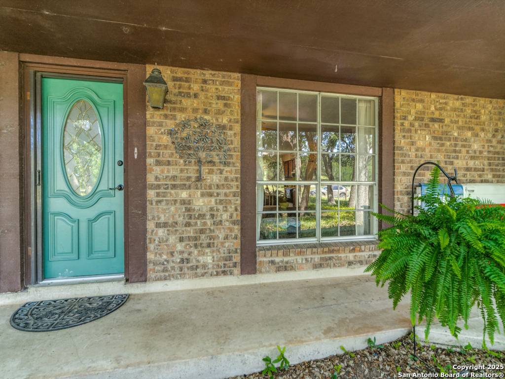 405 Sisterdale