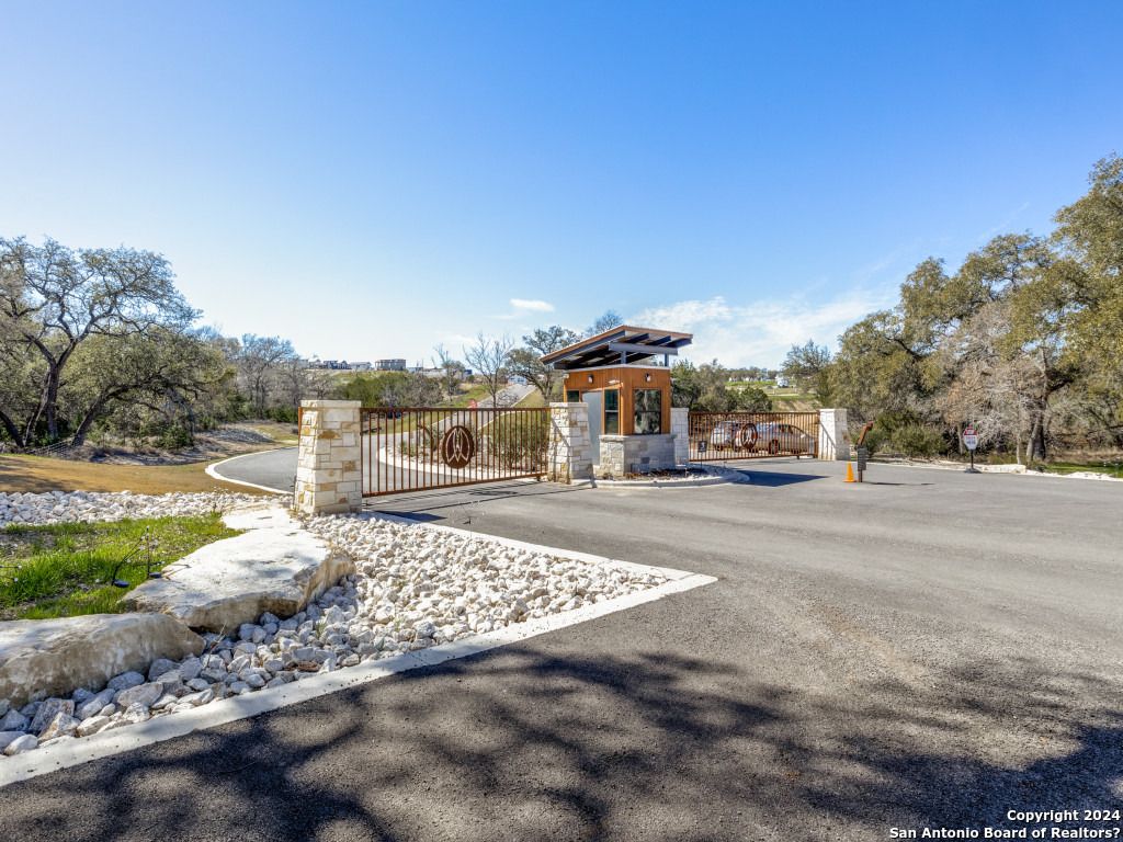 Photo of 5386 Ranch Road 1376 #184, Fredericksburg, TX 78624 (MLS # 1919949)