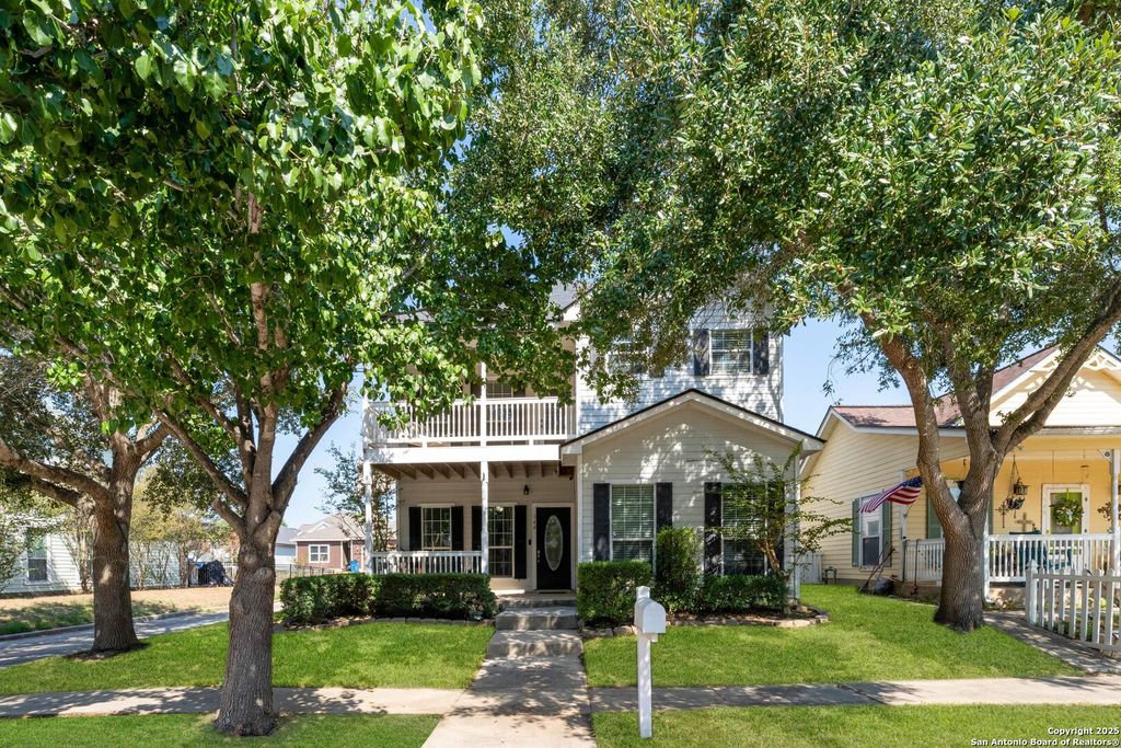 Photo of 144 Whitewing Way, Floresville, TX 78114 (MLS # 1907209)