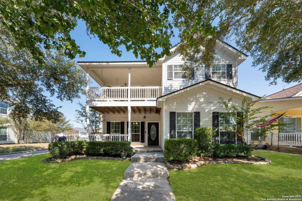 Photo of 144 Whitewing Way, Floresville, TX 78114 (MLS # 1907209)