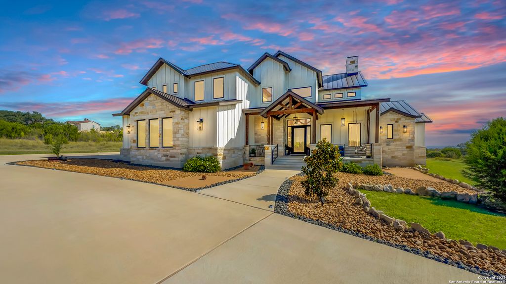 Photo of 2116 Senora Ridge, Canyon Lake, TX 78133 (MLS # 1908364)