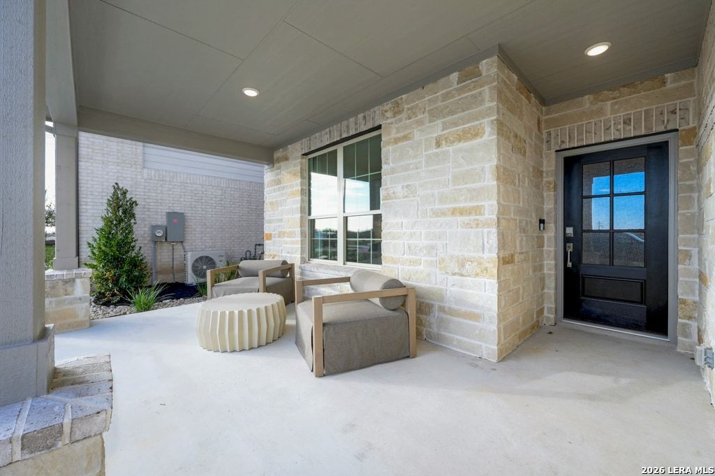 Photo of 301 NOPAL RDG, San Antonio, TX 78253 (MLS # 2003394)