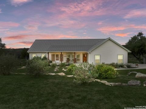 1699 Lake Ridge Blvd Canyon Lake TX 77133