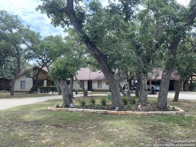 9516 Geronimo Oaks