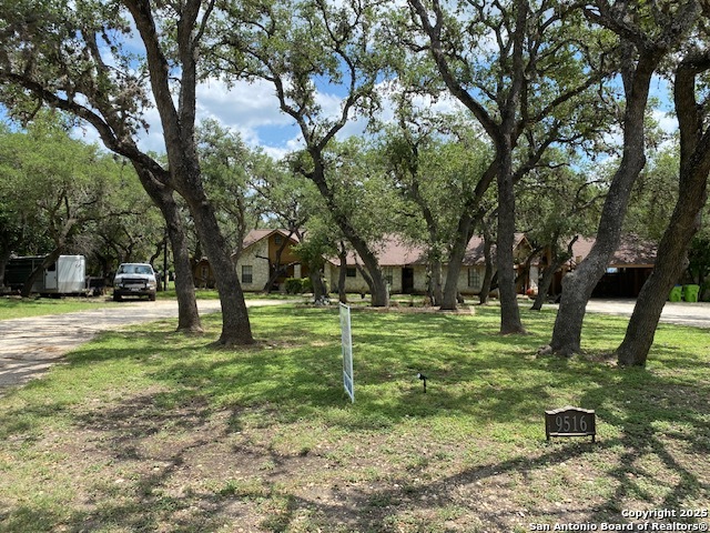 9516 Geronimo Oaks
