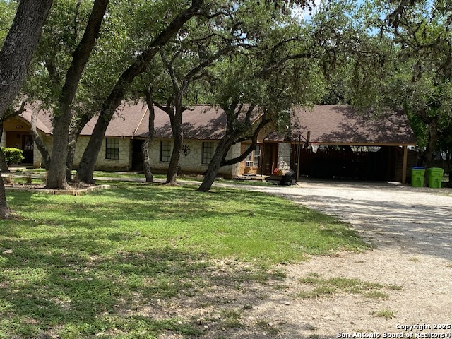 9516 Geronimo Oaks