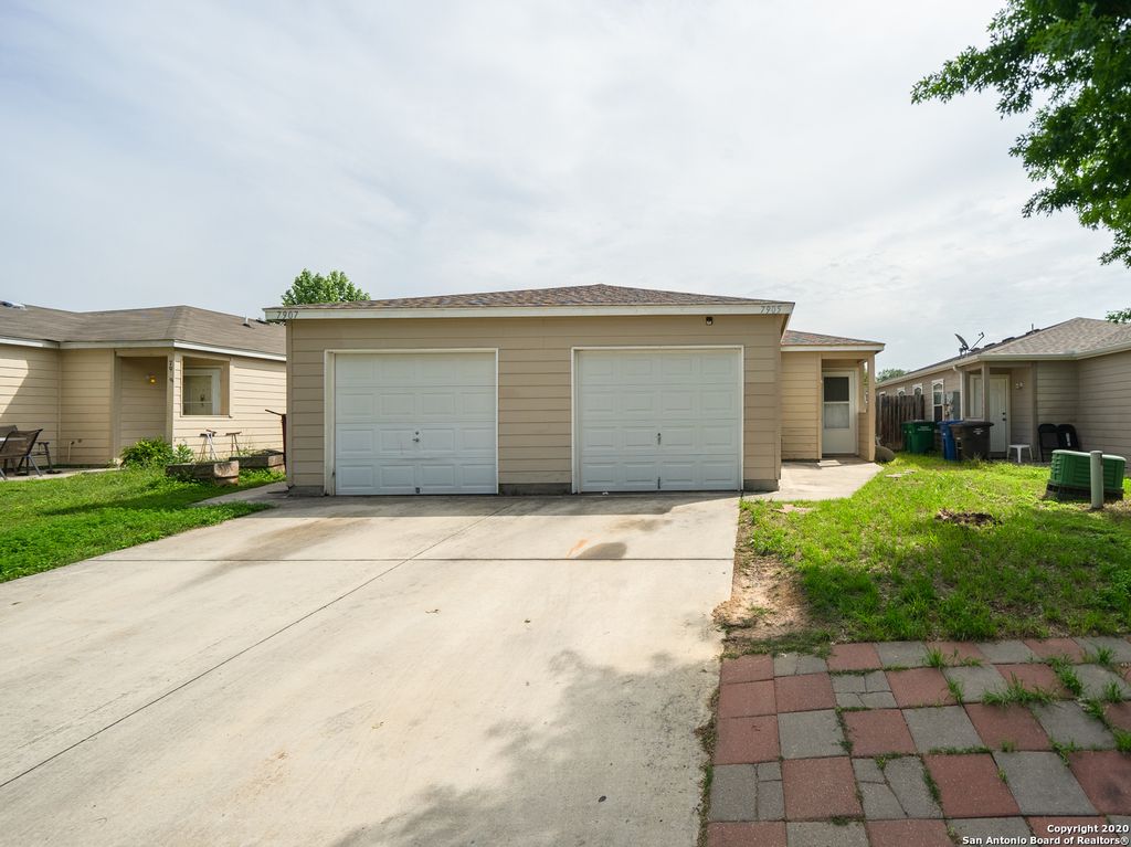 Photo of 7907 MG RD, San Antonio, TX 78251 (MLS # 1897589)
