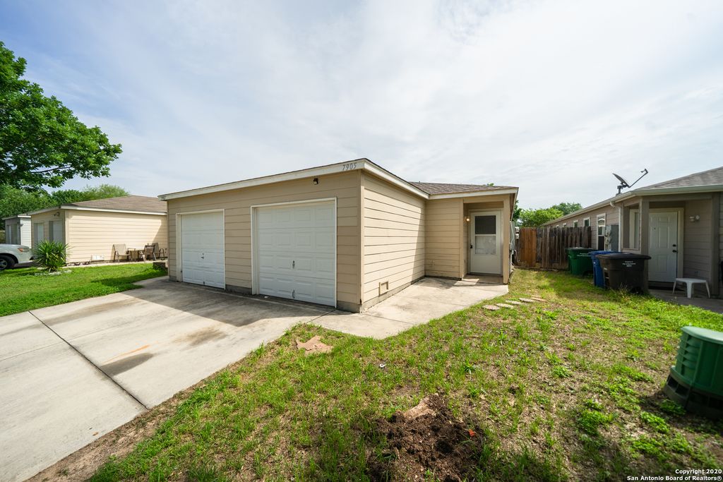 Photo of 7907 MG RD, San Antonio, TX 78251 (MLS # 1897589)