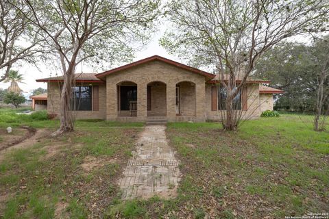 155 Englehart San Antonio TX 78264