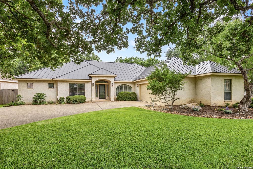 Photo of 30223 FAIRWAY ASH, Fair Oaks Ranch, TX 78015 (MLS # 1964977)