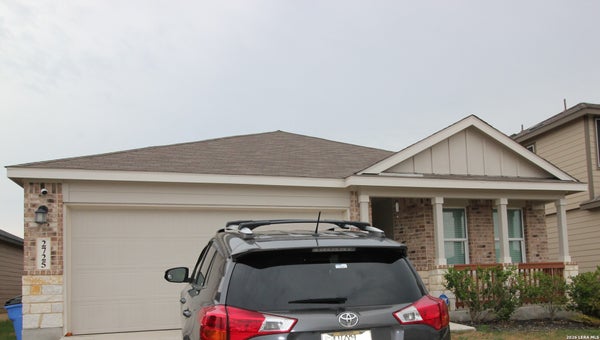 2725 NUEVA CORDOVA, SEGUIN, TX 78155 - Image 1ca88c10e88b7d54faa523f28fc79c8b/3039328305