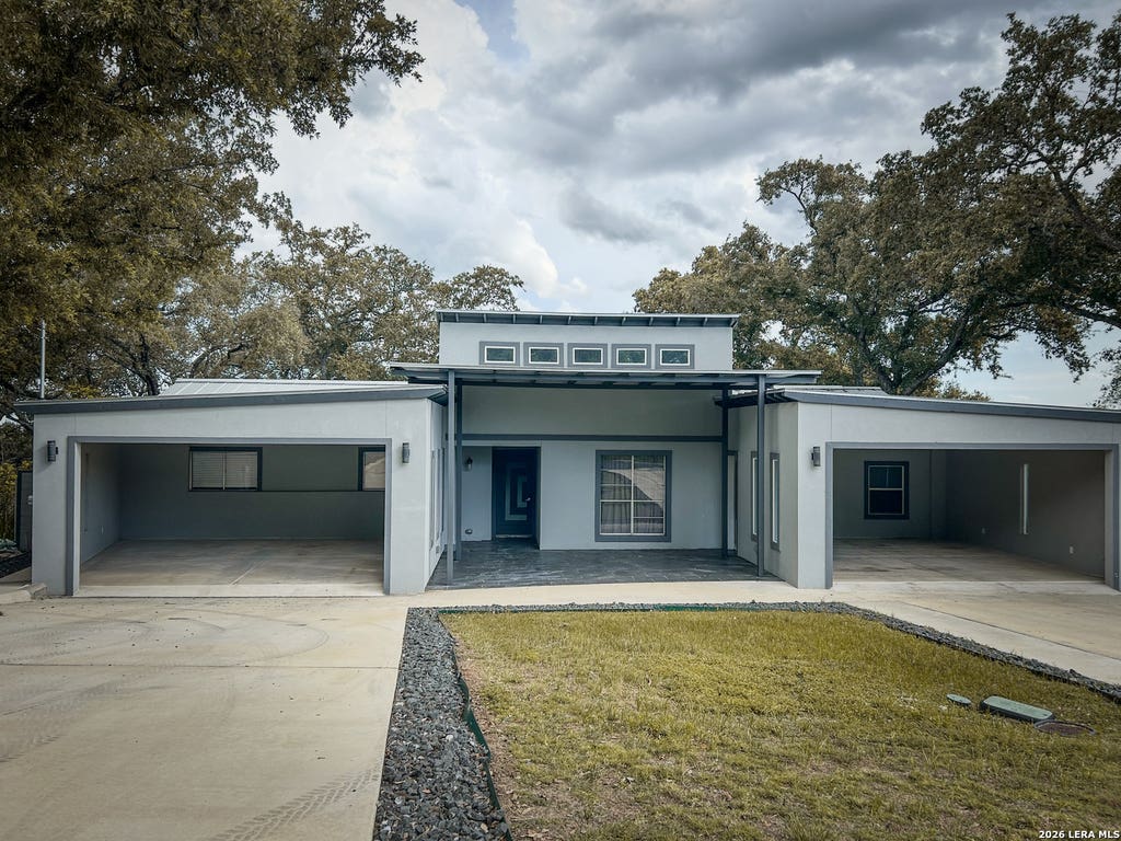 Photo of 7418 Wild Eagle Rd, San Antonio, TX 78255 (MLS # 1990835)