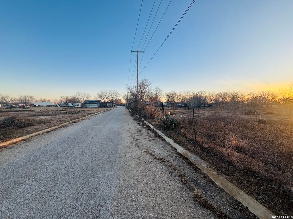Photo of TBD Martinez St, Pleasanton, TX 78064 (MLS # 1940168)