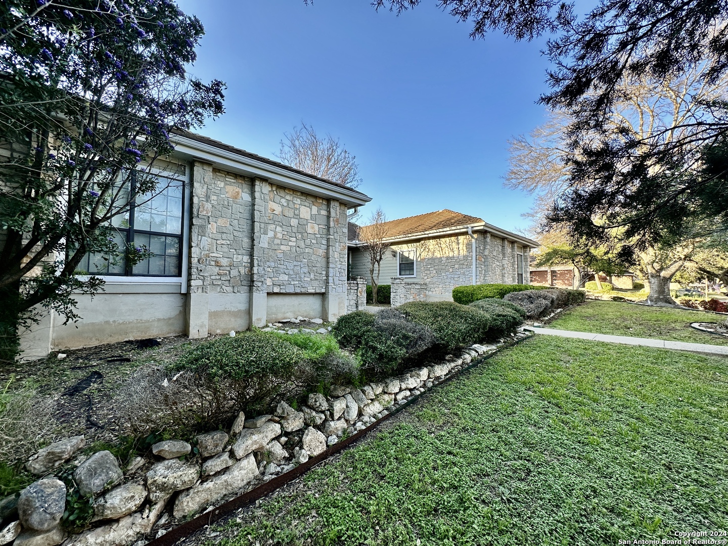 15931 Mission Ridge