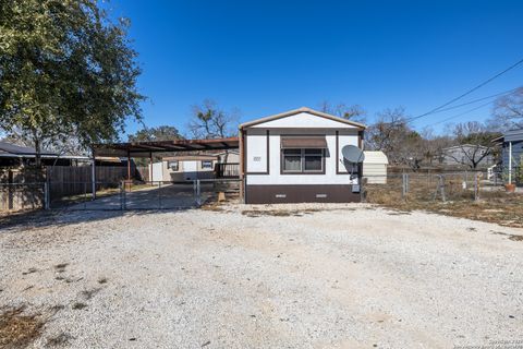 A home in Devine