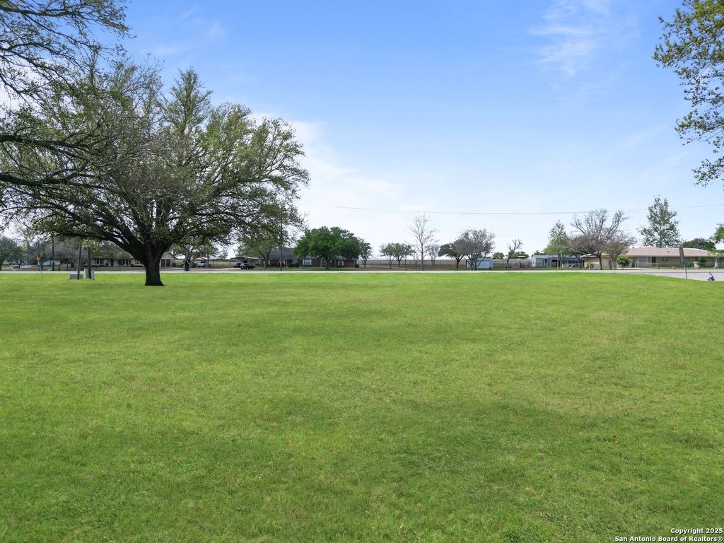Photo of 1900 Chukar, Floresville, TX 78114 (MLS # 1854296)