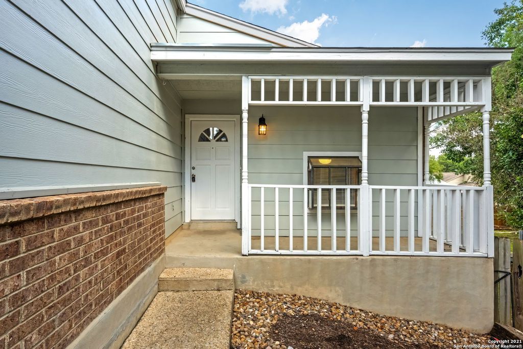 Photo of 6406 BROOK CV, San Antonio, TX 78240 (MLS # 1999259)