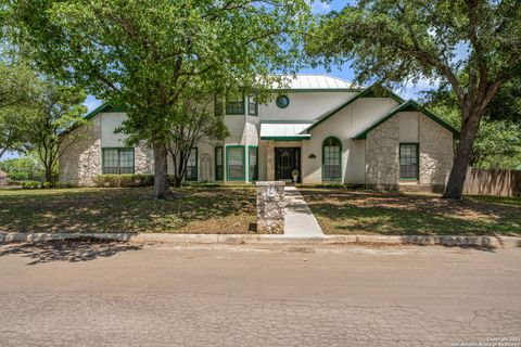 107 River Knoll Castroville TX 78009