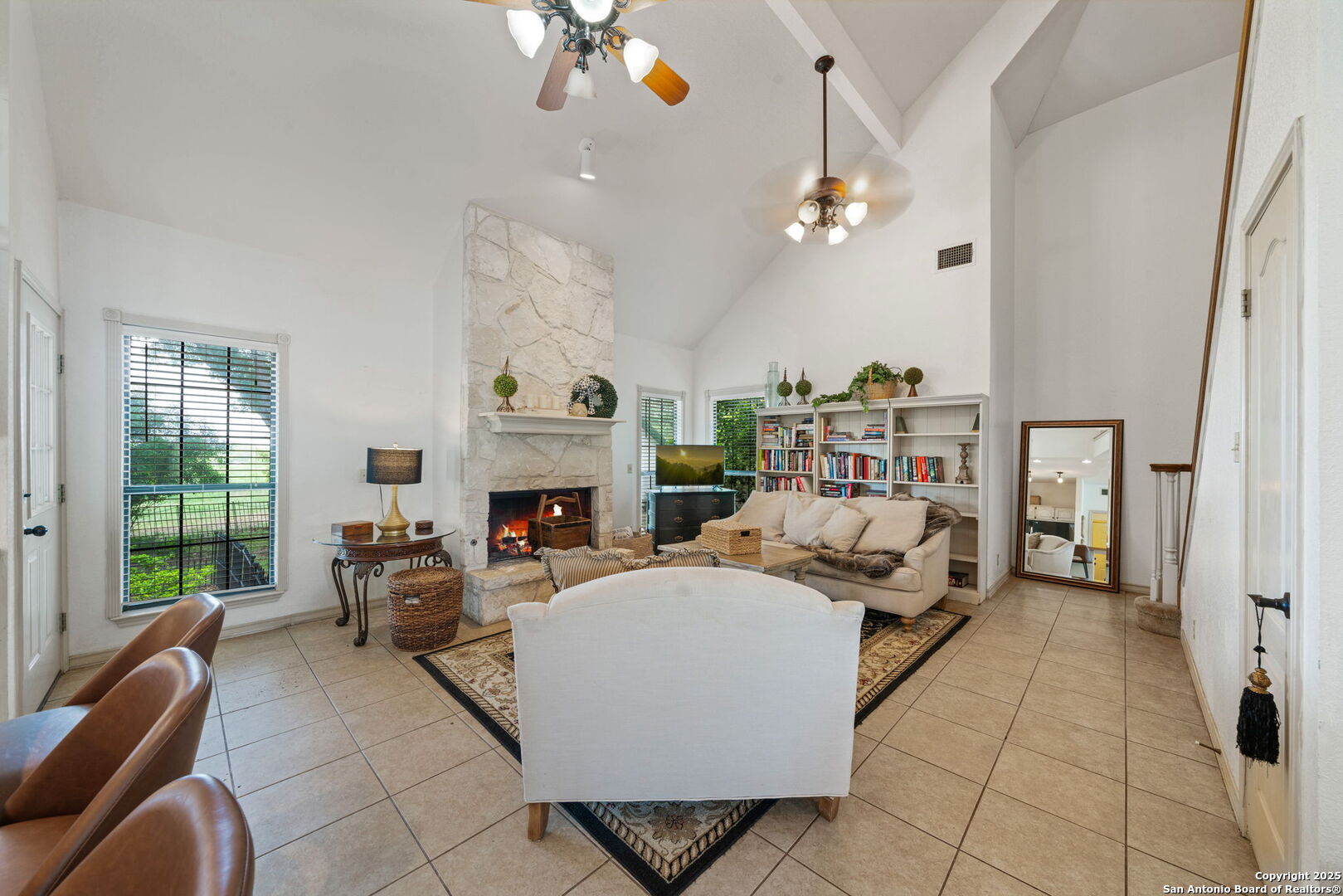 107 River Knoll