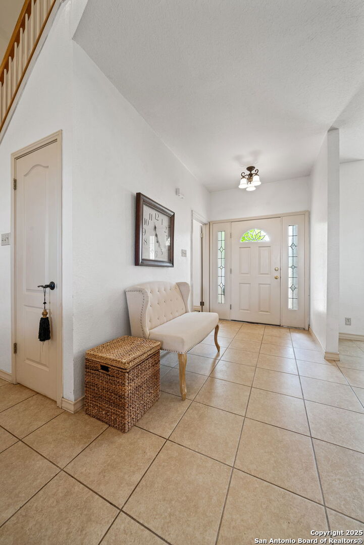 107 River Knoll