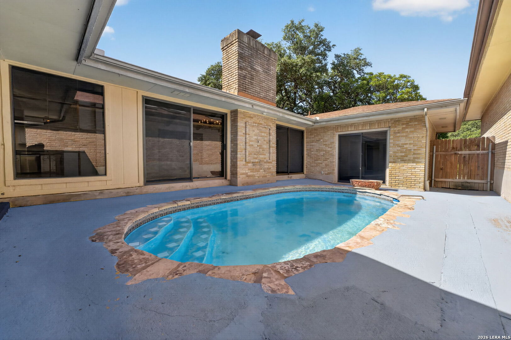 5806 WINTERHAVEN DR