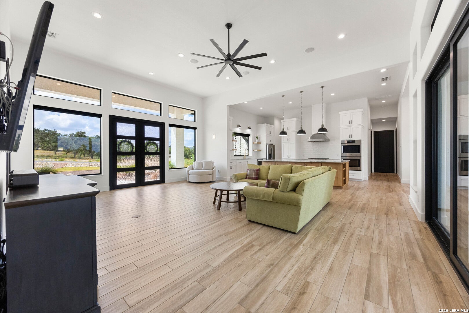 576 ROSEMARY RIDGE DR