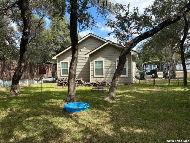 105 CEDAR LANE DR