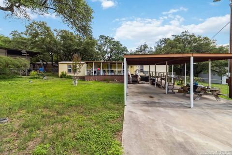 303 Oaklane Canyon Lake TX 78133