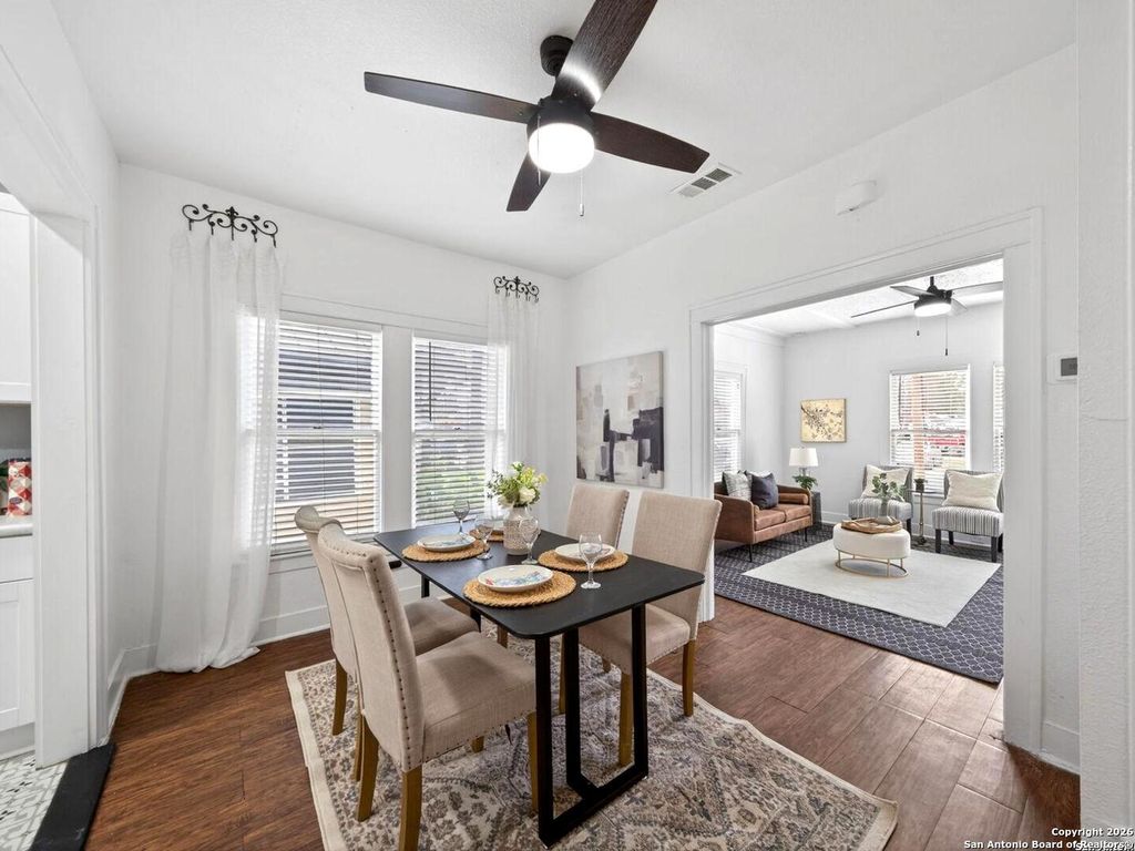 Photo of 306 Walton Ave, San Antonio, TX 78225 (MLS # 1934320)