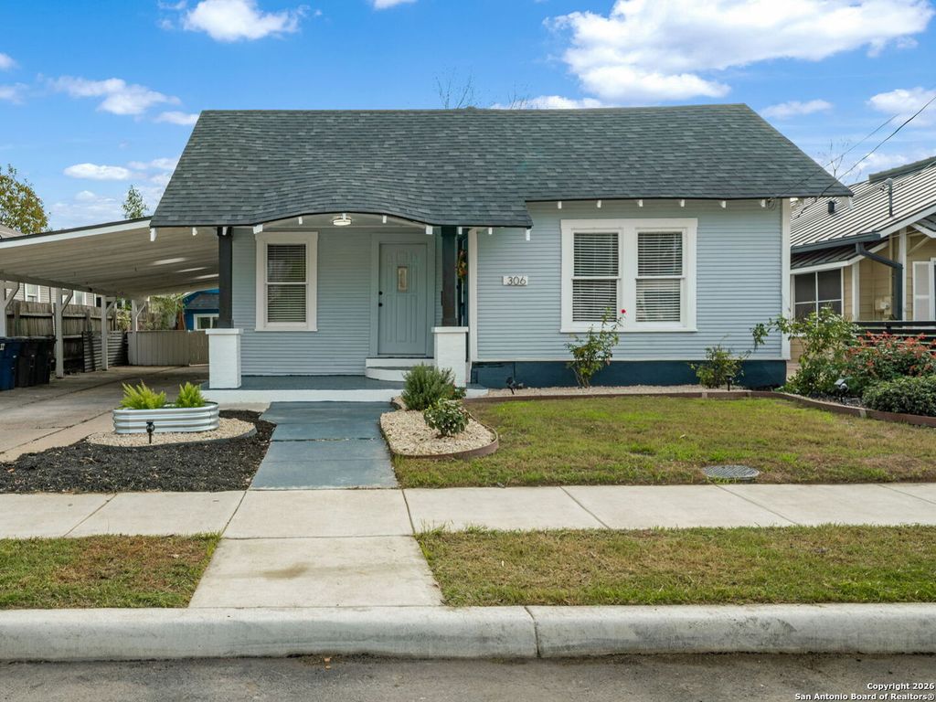 Photo of 306 Walton Ave, San Antonio, TX 78225 (MLS # 1934320)