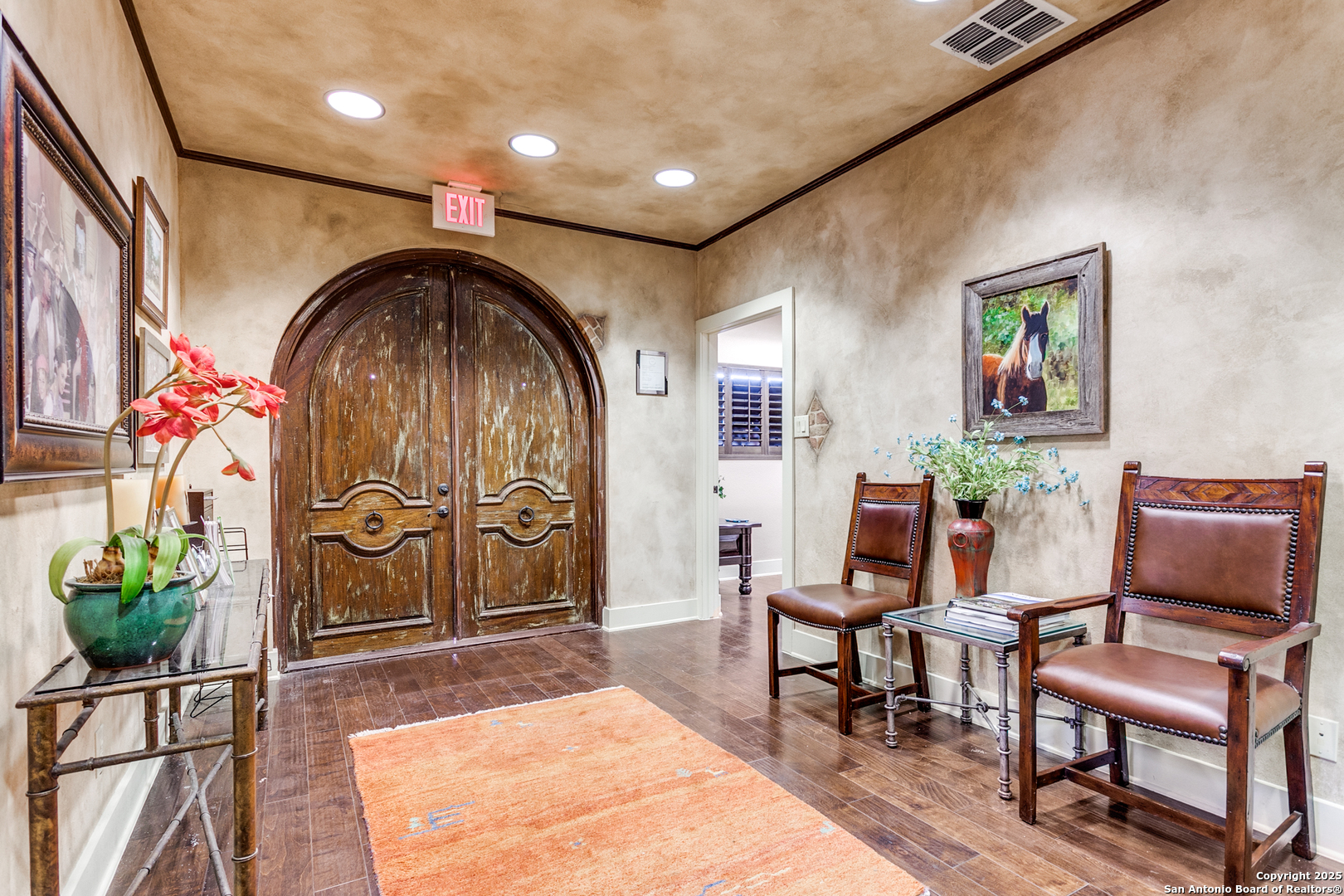 14239 old bandera