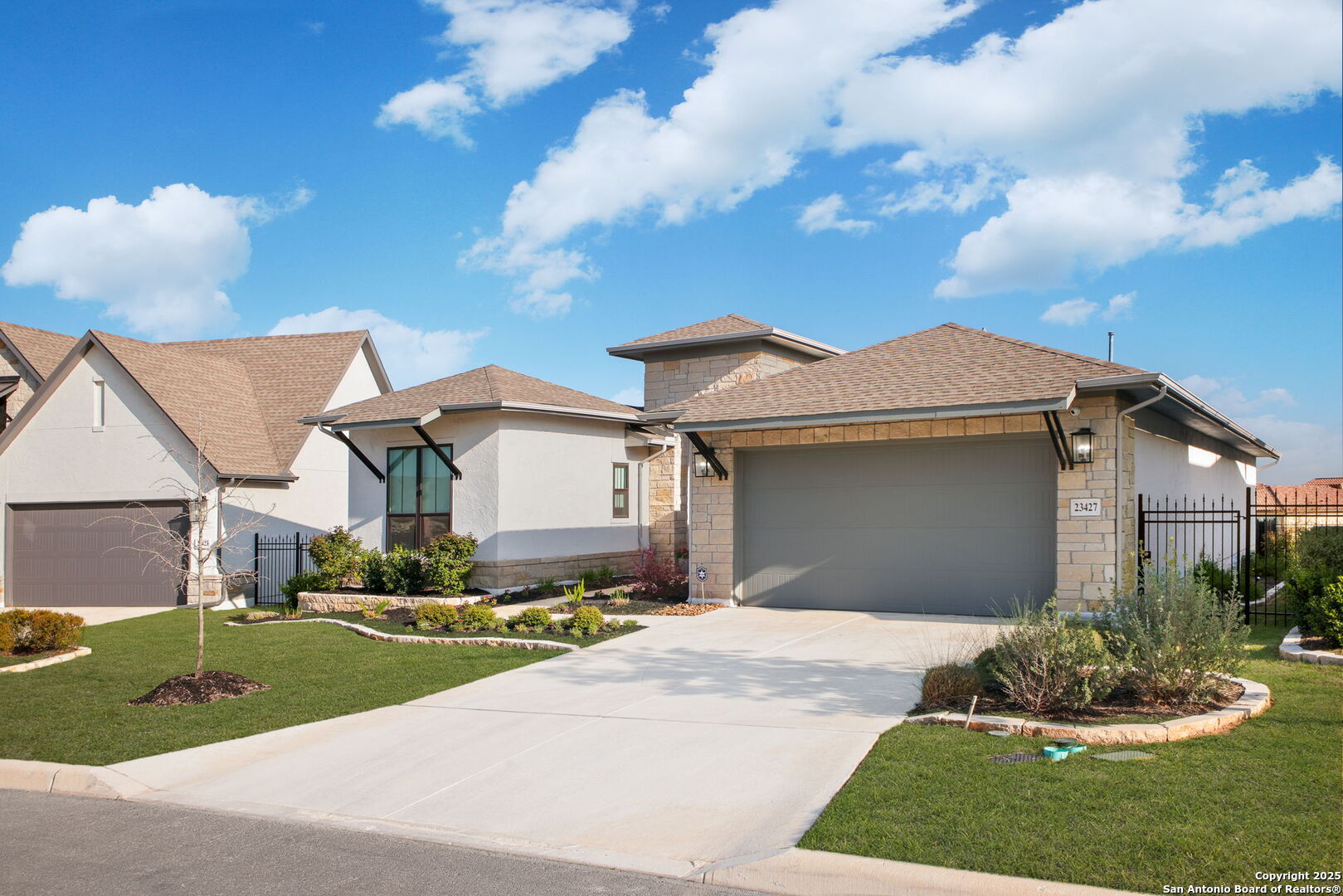 23427 Grande Vista