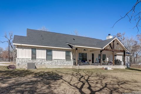 A home in La Vernia