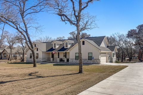 A home in La Vernia