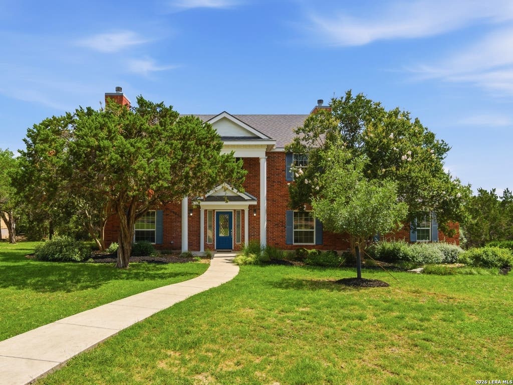 Photo of 203 Kendall Pointe Dr, Boerne, TX 78015 (MLS # 1991605)