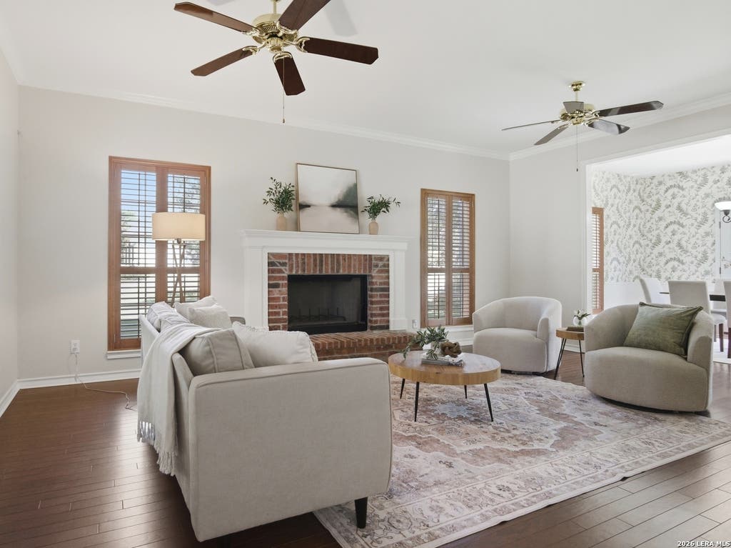 Photo of 203 Kendall Pointe Dr, Boerne, TX 78015 (MLS # 1991605)