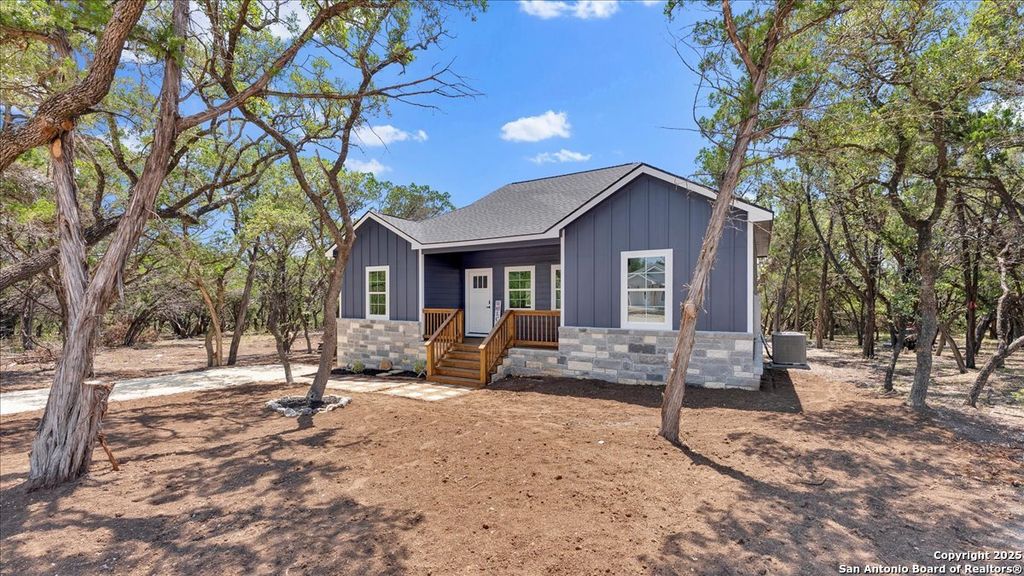 Photo of 248 Brushy Creek Trl, Bandera, TX 78003 (MLS # 1892606)