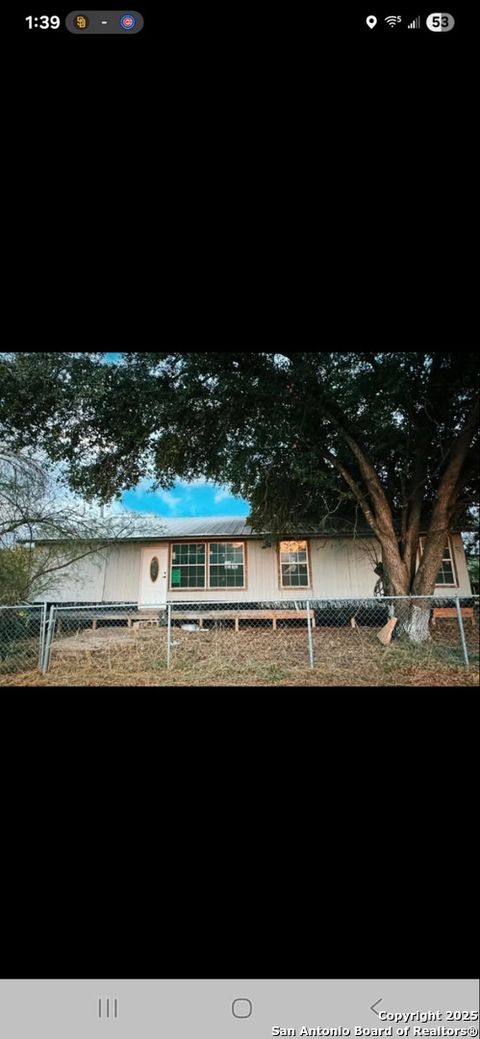 308 NE Copp Street Cotulla TX 78014