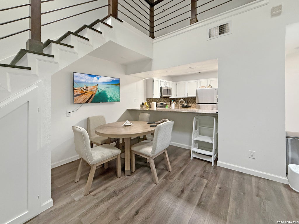 Photo of 4107 MEDICAL DR 4205 #4205, San Antonio, TX 78229 (MLS # 2017406)
