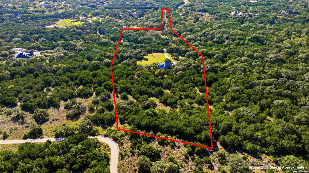 Photo of 988 COYOTE RIDGE, Spring Branch, TX 78070 (MLS # 2023174)