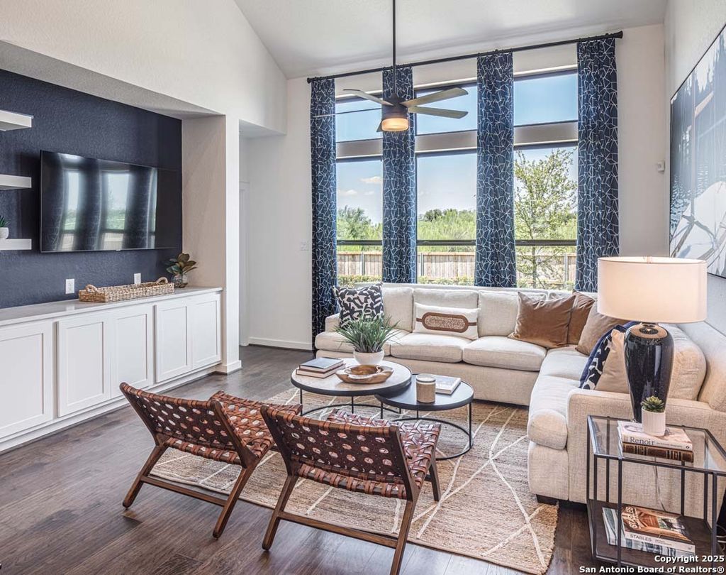 Photo of 713 Moki Place, Cibolo, TX 78108 (MLS # 1892010)