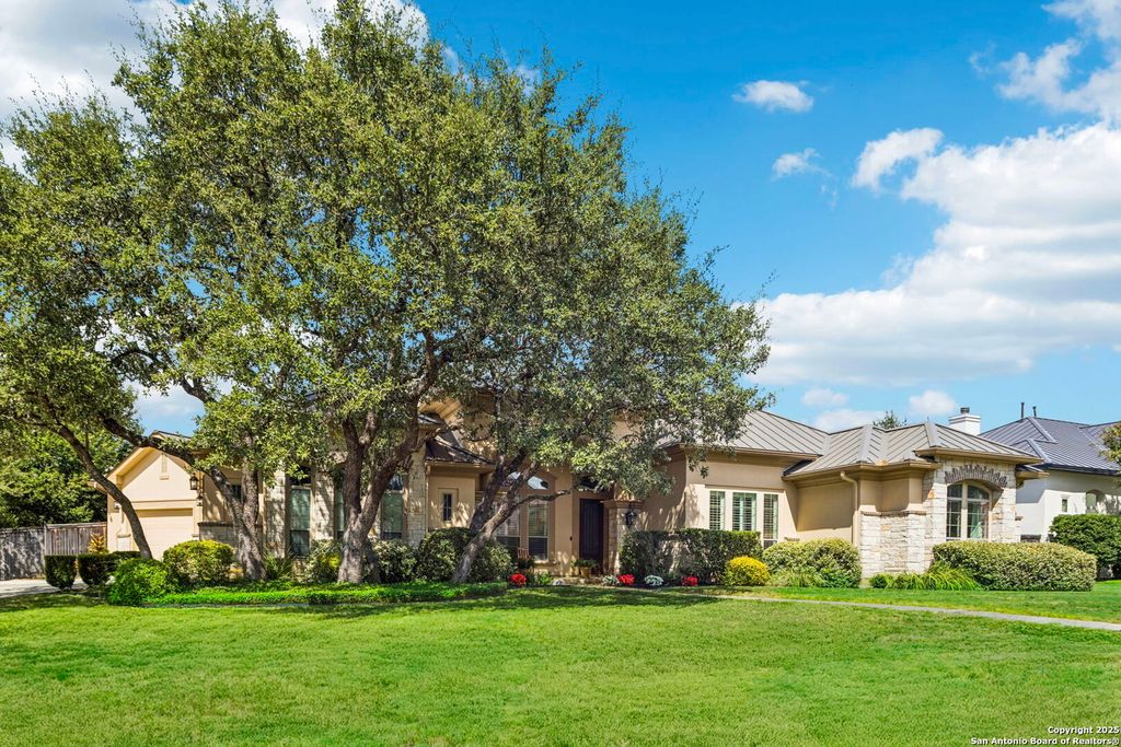 Photo of 211 Granville Way, Shavano Park, TX 78231 (MLS # 1914239)