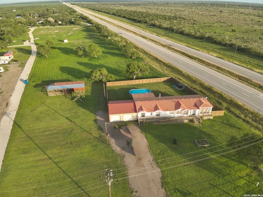 126 COUNTY ROAD 613, SKIDMORE, TX 78389 - Image 1e1571be65bef1efaa75c70643eb7f11/496508388