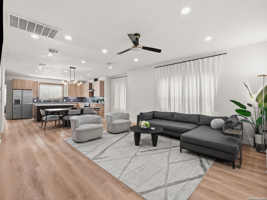 Photo of 1006 S Pine Street, San Antonio, TX 78210 (MLS # 2018705)