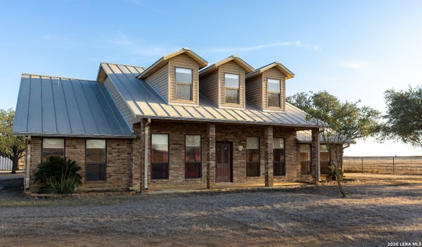 375 BLUNTZER RD, JOURDANTON, TX 78026 - Image 1e2cfa44038b79ed73fe06cbff7c8207/1290150094