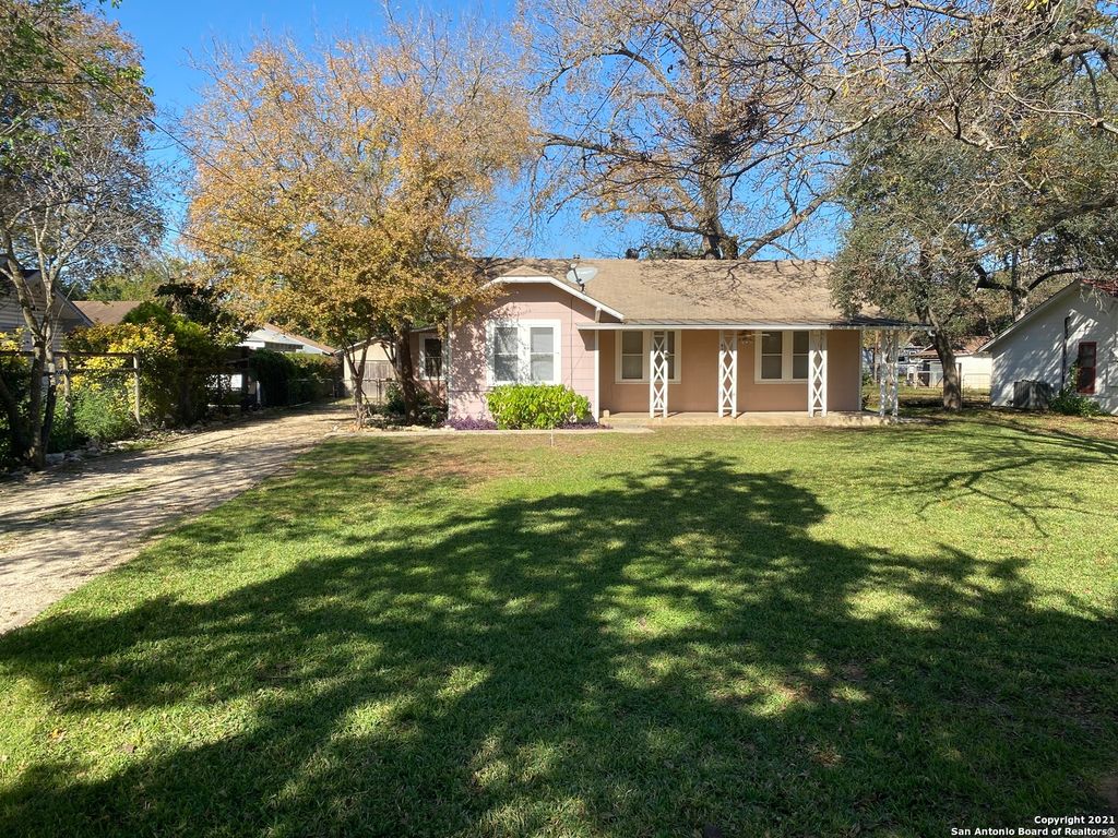 Photo of 933 BECK ST, Schertz, TX 78154 (MLS # 1938891)