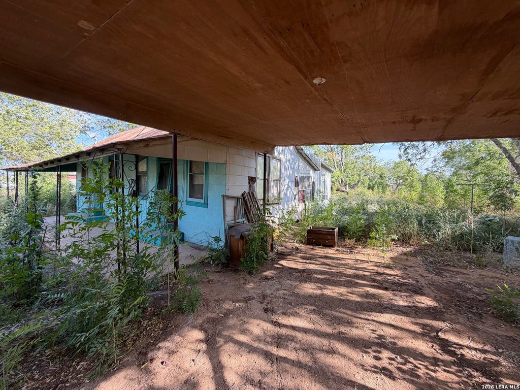 Photo of 200 Sunrise, Encinal, TX 78019 (MLS # 2008989)